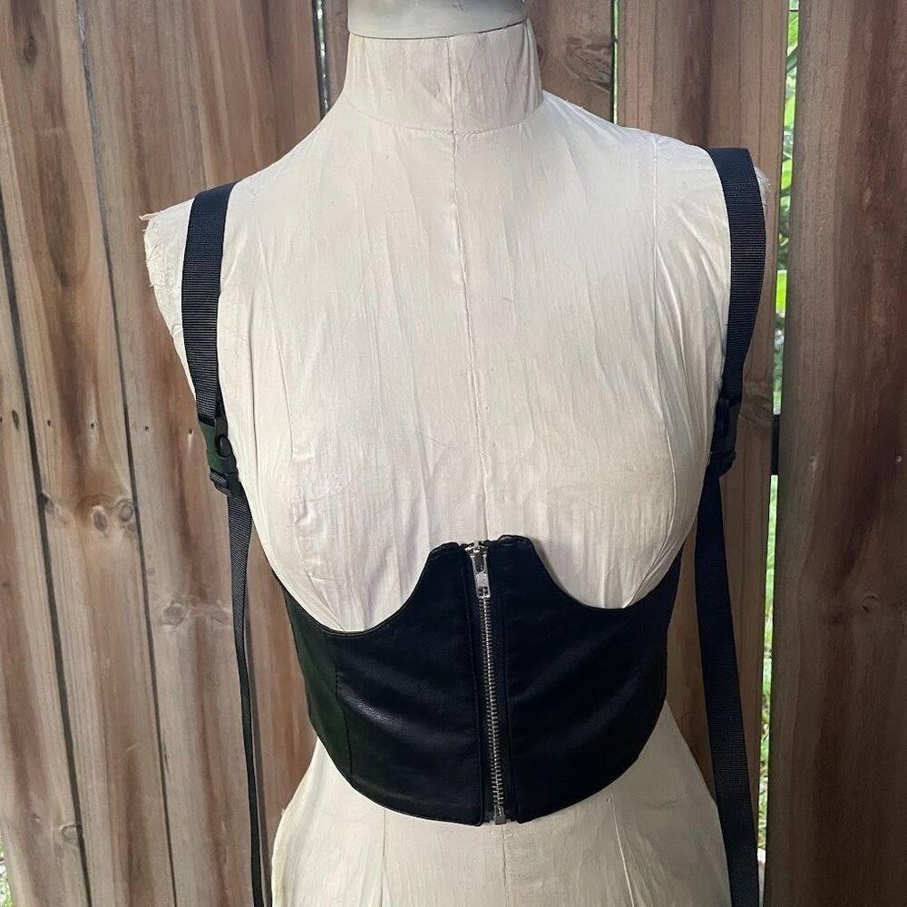 UNDERBUST HARNESS Techno Zip Front Adjustable S